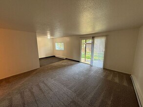 3820 Iberis St NE in Salem, OR - Building Photo - Building Photo