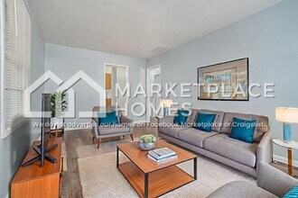 2842 Mango Cir NW in Atlanta, GA - Building Photo - Building Photo