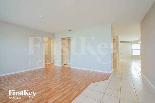 17533 Oriole Rd in Ft. Myers, FL - Building Photo - Building Photo