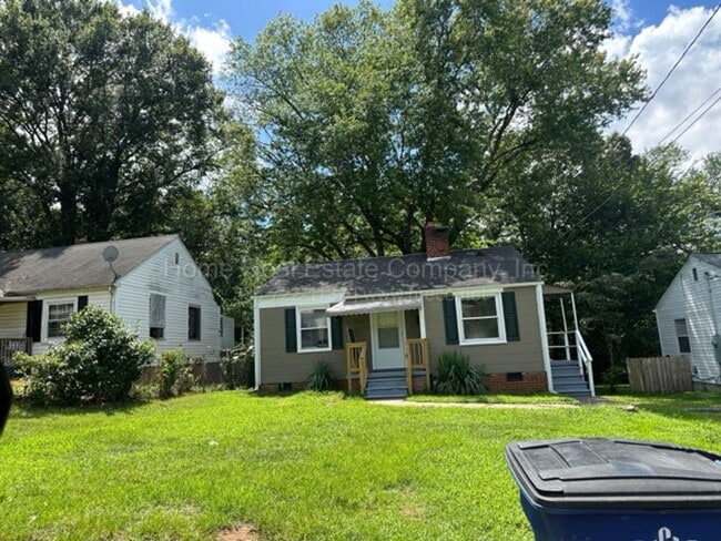 property at 1916 Dacian St