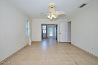 2614 SE 12th Pl in Cape Coral, FL - Building Photo - Building Photo