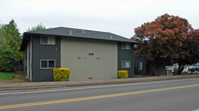 2615 NW Harrison Blvd in Corvallis, OR - Building Photo - Building Photo