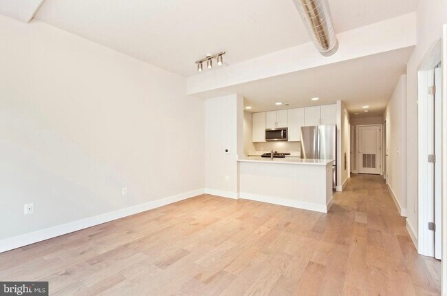 50 Florida Ave NW in Washington, DC - Foto de edificio - Building Photo