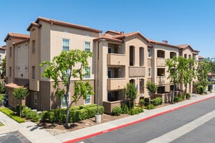 Palmilla Apartment Homes in Fresno, CA - Building Photo