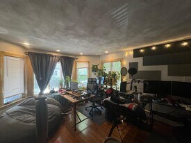 87 Chandler St, Unit 1 in Somerville, MA - Building Photo