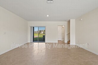 17081 Water Spring Blvd in Winter Garden, FL - Building Photo - Building Photo