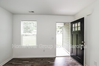 231 Willowood Dr in High Point, NC - Building Photo - Building Photo