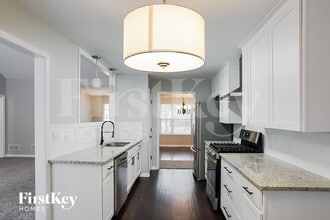 4442 Brittany Dr in Powder Springs, GA - Building Photo - Building Photo