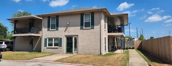 15523 Aldine Westfield Rd in Houston, TX - Building Photo