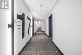 86 Dundas St E in Mississauga, ON - Building Photo - Building Photo