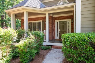 4711 Oakleigh Manor Dr in Powder Springs, GA - Building Photo - Building Photo