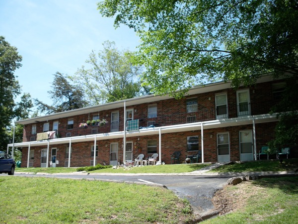 Northridge Apartment Complex in Knoxville, TN - Building Photo