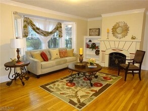 3256 Enderby Rd in Shaker Heights, OH - Building Photo - Building Photo