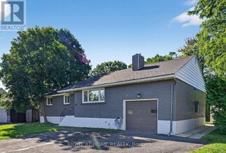 41 Donna St in Ottawa, ON - Building Photo - Building Photo