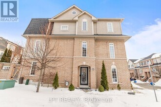 65 Oakins Ln in Ajax, ON - Building Photo - Building Photo