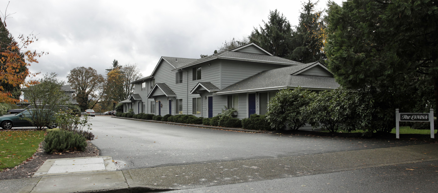 The Lynisa in Milwaukie, OR - Foto de edificio