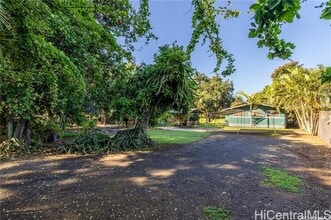 66-140B Kamehameha Hwy in Haleiwa, HI - Building Photo - Building Photo