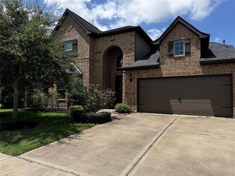 30631 Morning Dove Dr in Brookshire, TX - Building Photo