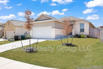 15251 Comanche Gard in San Antonio, TX - Building Photo - Building Photo