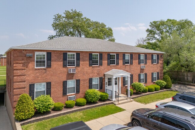 Copley Court Apartments in Buffalo, NY - Building Photo - Building Photo