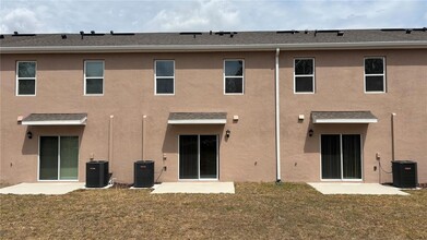 3180 Goose Rd, Unit 15 in Davenport, FL - Building Photo - Building Photo