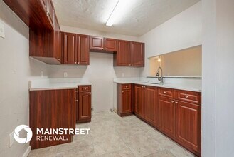 8881 SW 21st St in Miramar, FL - Foto de edificio - Building Photo