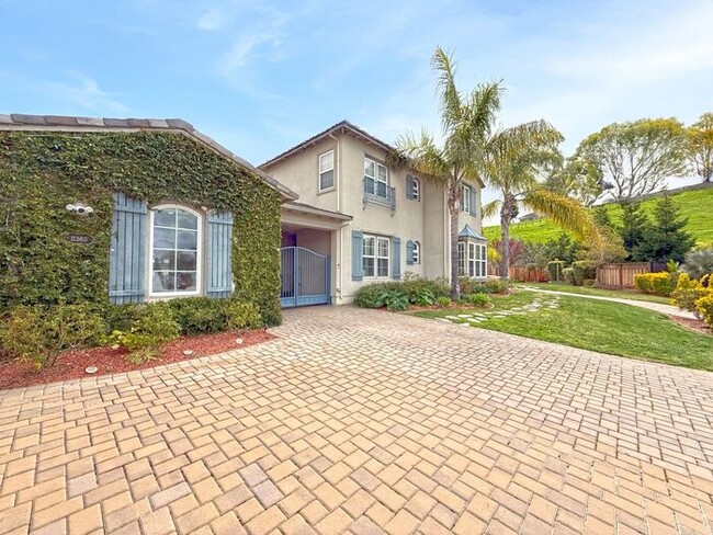 2365 Glen Creek Ct in San Jose, CA - Foto de edificio - Building Photo