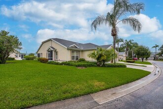 4246 SE Home Way in Port St. Lucie, FL - Building Photo - Building Photo