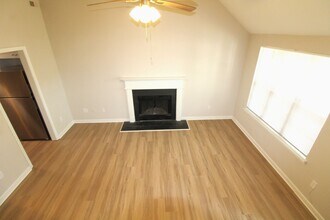 5214 Grass Run Ct in Charlotte, NC - Building Photo - Building Photo