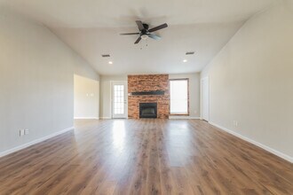 2140 N Shore Rd in Quinlan, TX - Building Photo - Building Photo