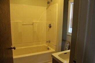 51 Trull St, Unit 1 in Somerville, MA - Building Photo - Building Photo