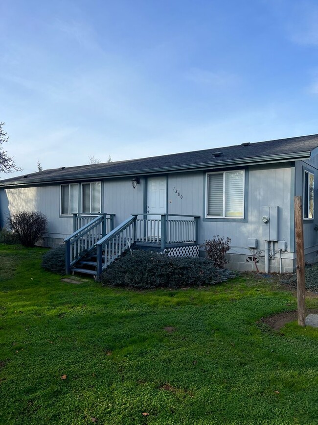 property at 1290-1290 Fruitdale Dr