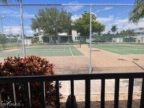 17025 Golfside Cir in Ft. Myers, FL - Building Photo - Building Photo