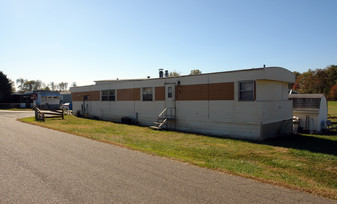 700-715 Barclay St Apartments