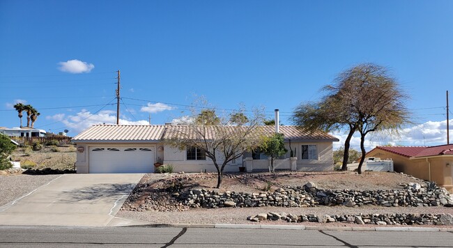 property at 3040 Crater Dr