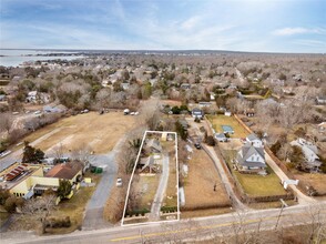 56 Foster Ave in Hampton Bays, NY - Building Photo - Building Photo