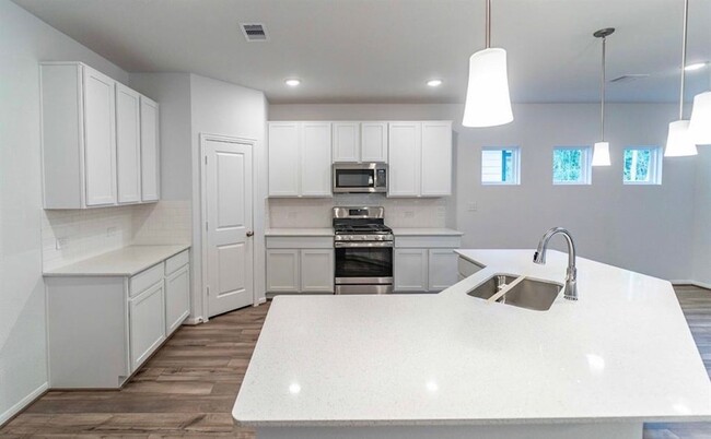 14397 High Hl Dr in Conroe, TX - Building Photo - Building Photo