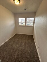 6 Delores Dr in Sauget, IL - Building Photo - Building Photo