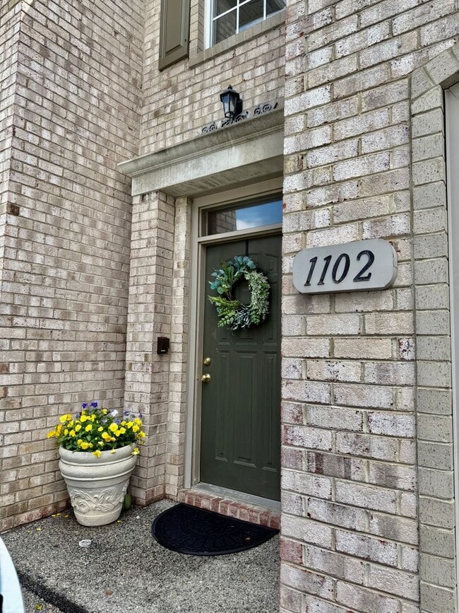 1102 Vintage Ct in Virginia Beach, VA - Building Photo - Building Photo