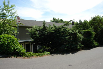 City View Apartments in Portland, OR - Building Photo - Building Photo