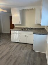 31 Randall St in Palmer, MA - Building Photo - Building Photo