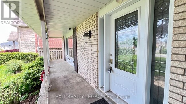 property at 89 Bond Crescent