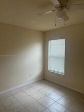 409 Nicholas Pkwy W in Cape Coral, FL - Building Photo - Building Photo