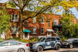 2281 Hingston Av in Montréal, QC - Building Photo