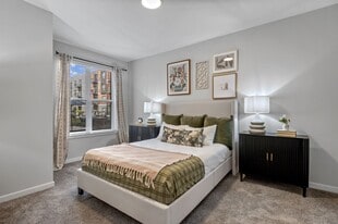 Avant at the Arboretum in Lisle, IL - Building Photo