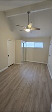 20533 Stagg St in Winnetka, CA - Building Photo - Building Photo