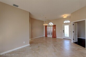 3247 Peninsula Cir in Melbourne, FL - Building Photo - Building Photo