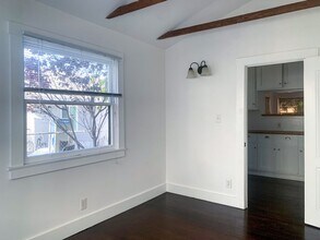 5670 York Blvd in Los Angeles, CA - Building Photo - Building Photo