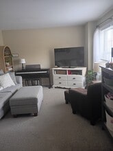 428 Indian Rock Cir in Elizabethtown, PA - Building Photo - Building Photo