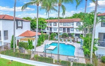 20889 St Andrews Blvd in Boca Raton, FL - Foto de edificio - Building Photo
